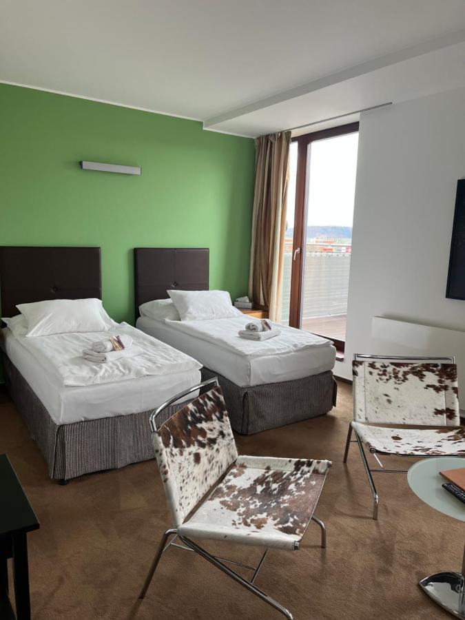 Hotel Beroun Golf Club Esterno foto