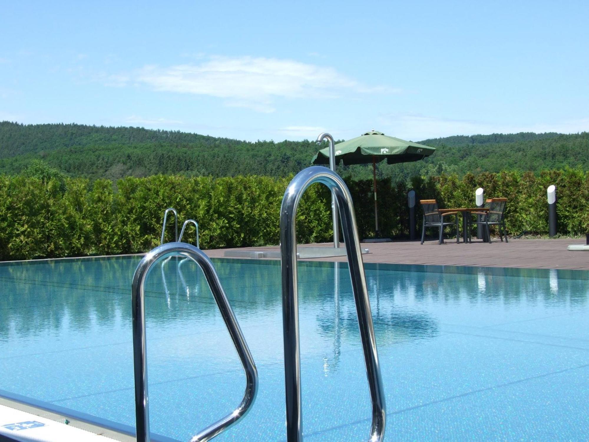 Hotel Beroun Golf Club Esterno foto