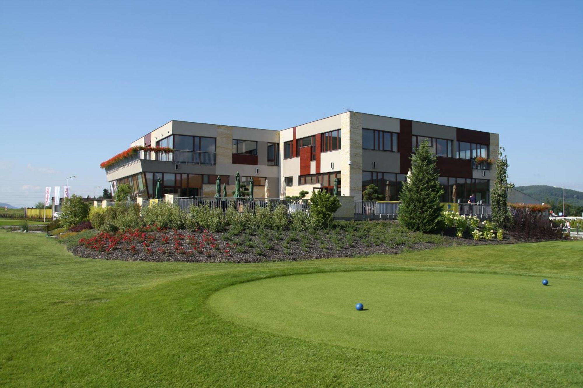 Hotel Beroun Golf Club Esterno foto