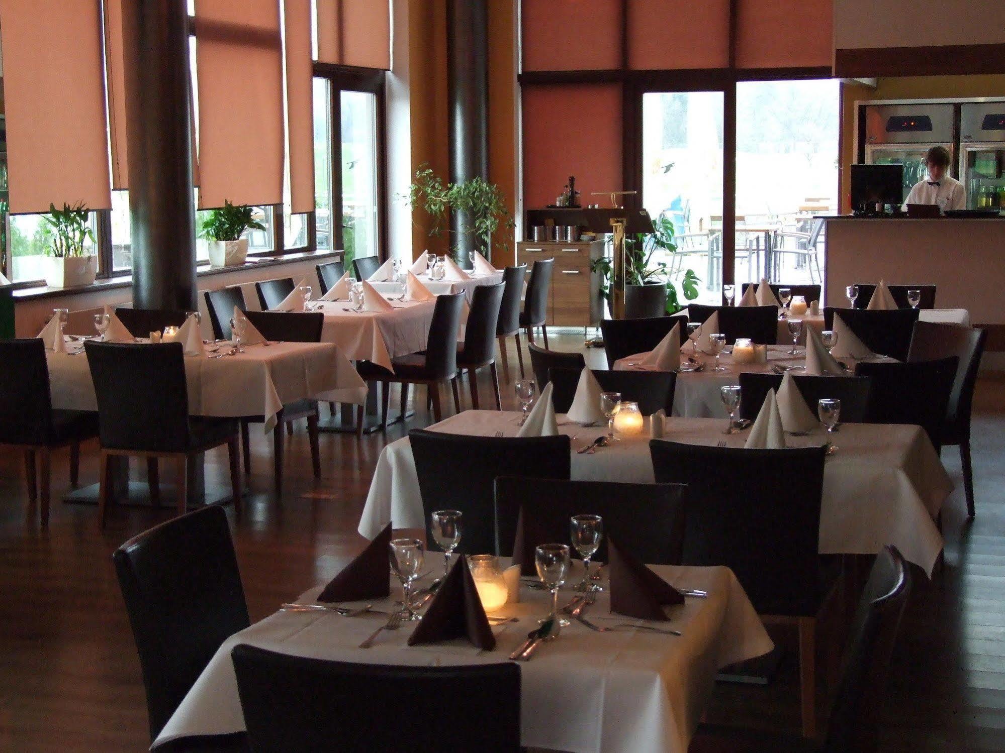 Hotel Beroun Golf Club Esterno foto