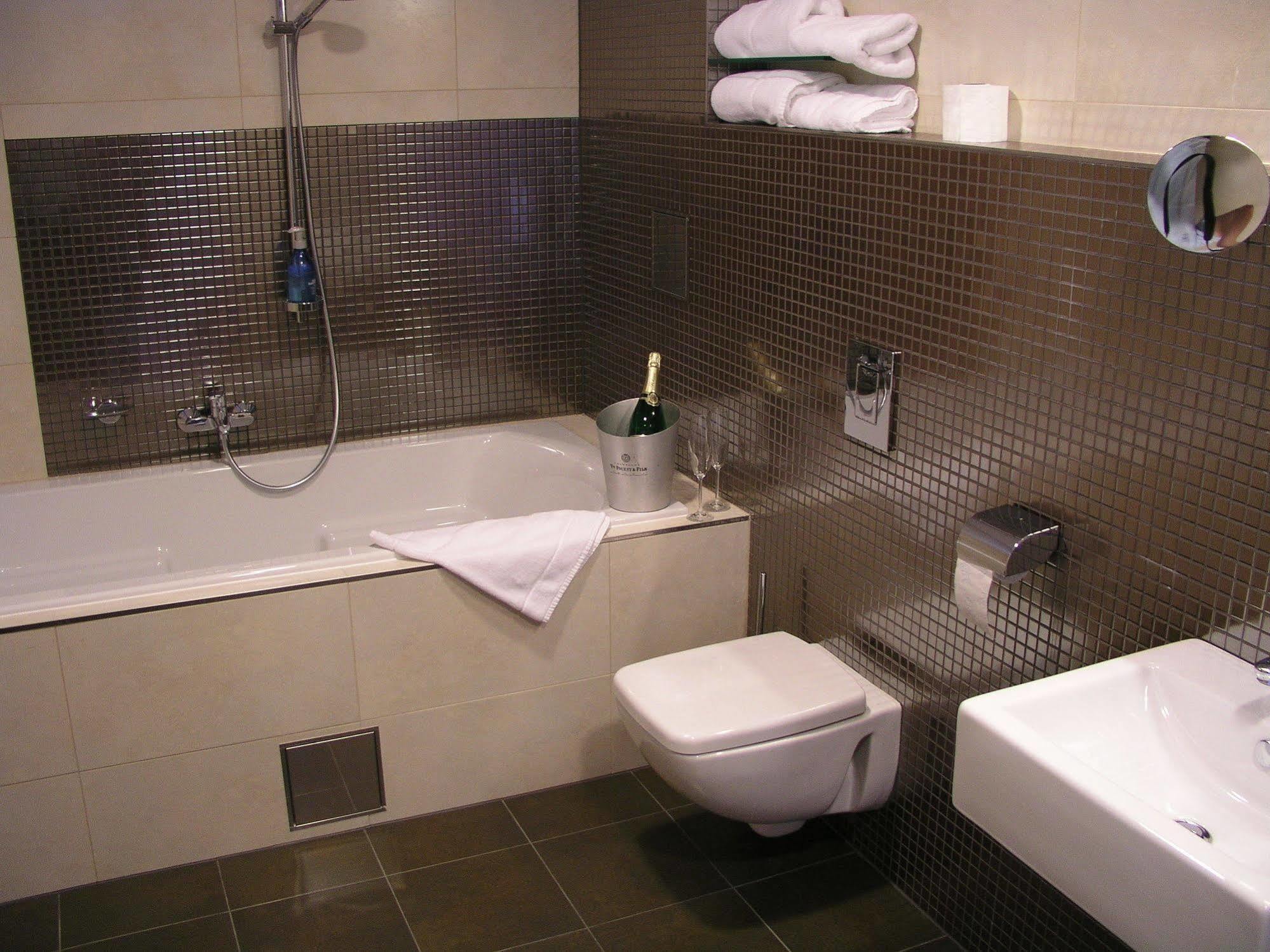 Hotel Beroun Golf Club Esterno foto