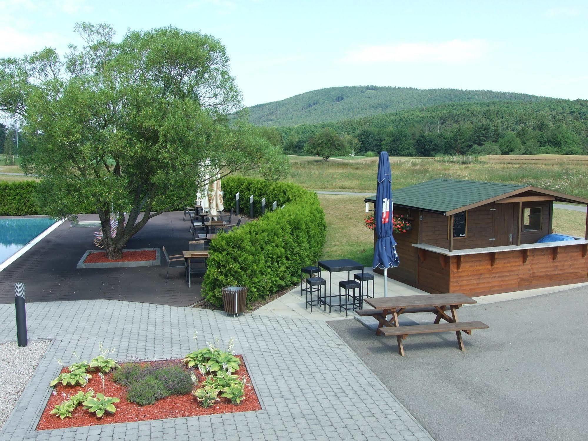 Hotel Beroun Golf Club Esterno foto